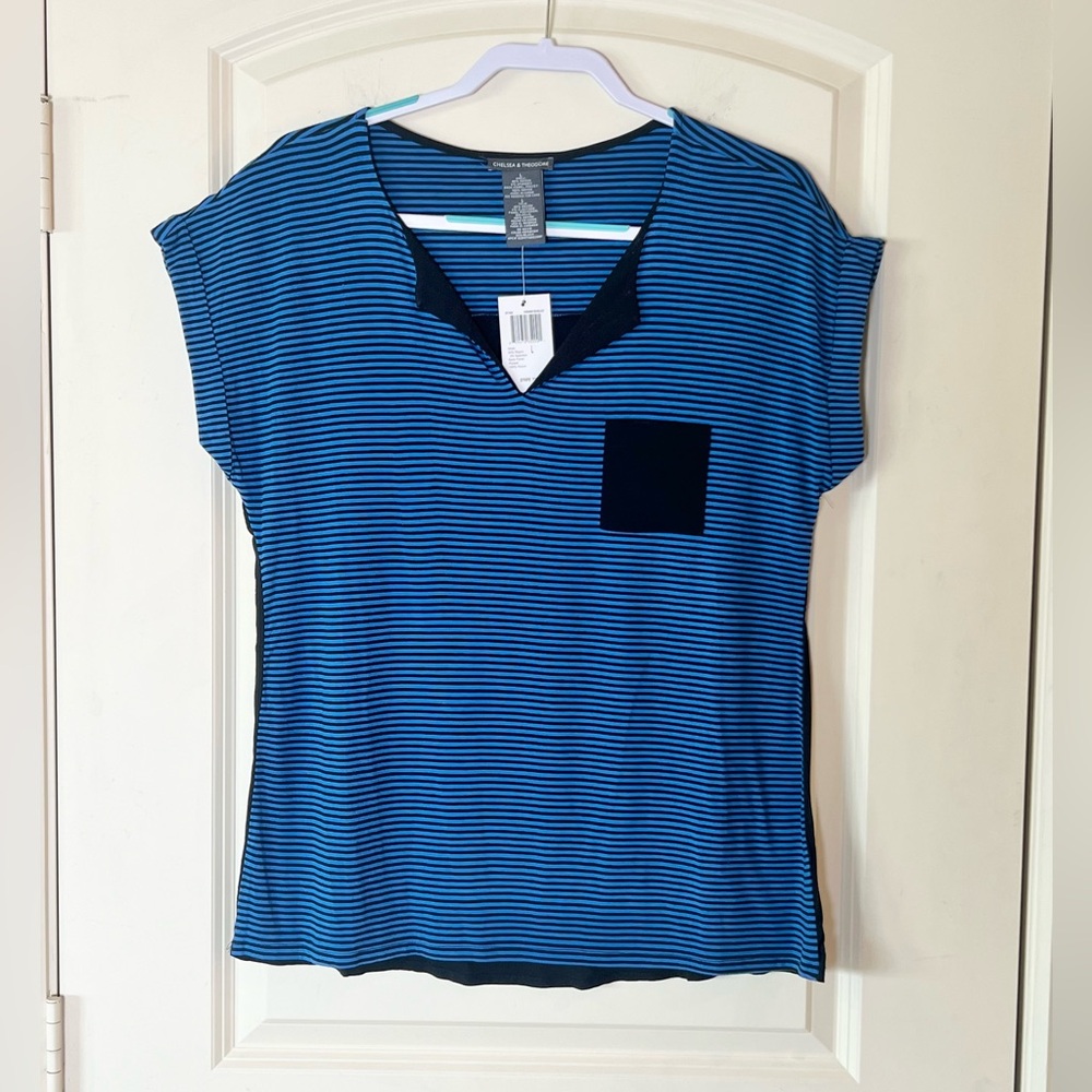Chelsea & Theodore Blue Striped V-Neck Pocket Tee Cuffed Cap Sleeve Large NWT
